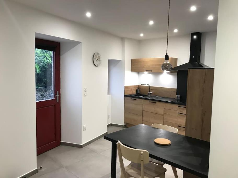 Beauchastel Maison Au Coeur De La Dolce Via Et Via Rhona מראה חיצוני תמונה